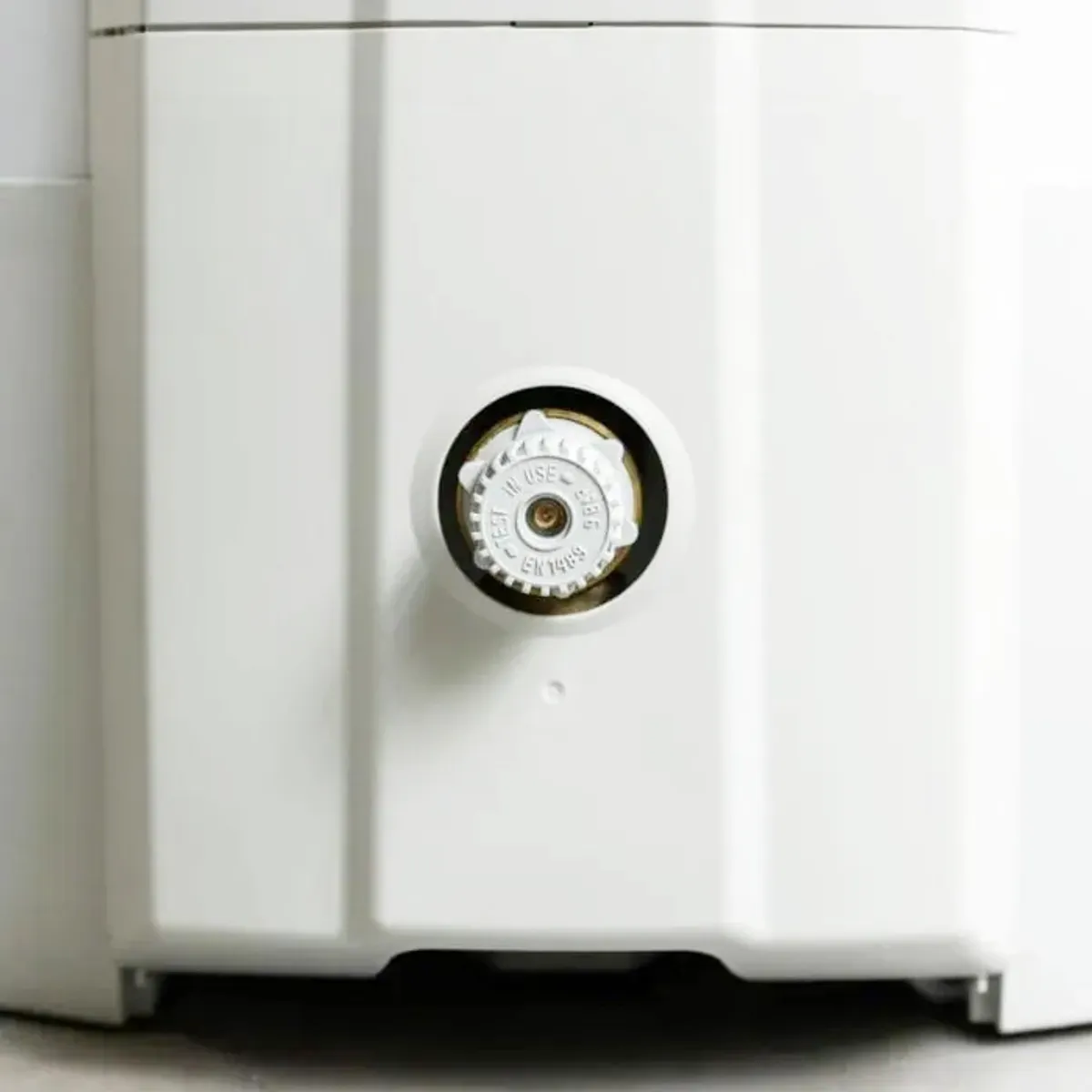 Oso Saga 2.0 Standard 120ltr. varmtvannsbereder (2kW)