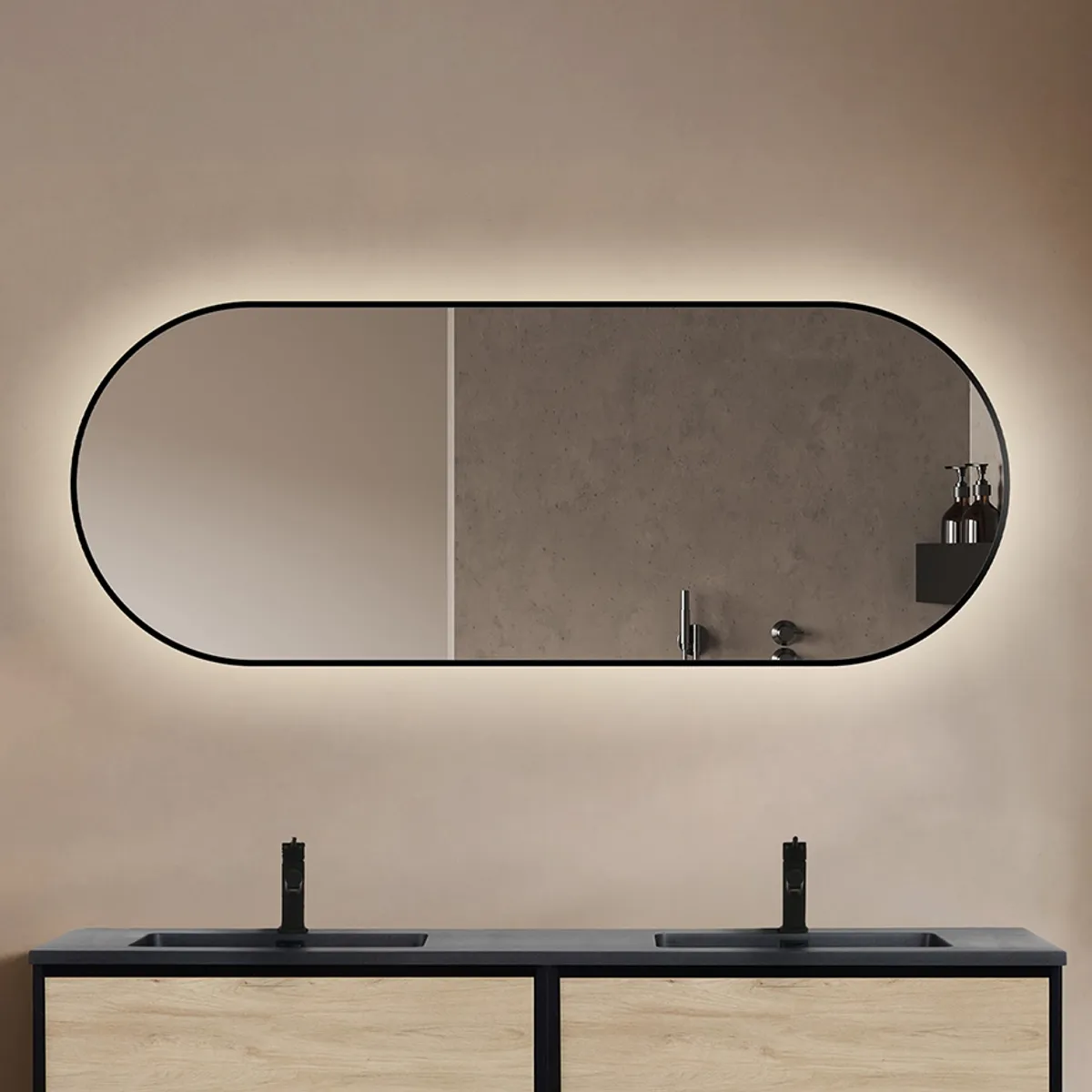 Badnor Sienna ovalt baderomsspeil (180x70cm) m/lys og sort ramme